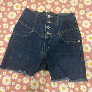 Cutt off High waisted stretch jean shorts by Kustpmville